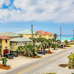 https://alerio-c303.hotels-destin.com